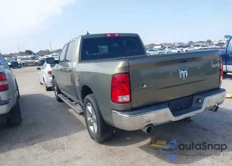 2015 Ram 1500 Slt из США, поврежденный, VIN 1C6RR6LT6FS553469